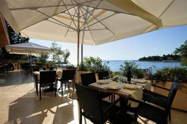 Hotel Zlatna Vala 우마그 외부 사진