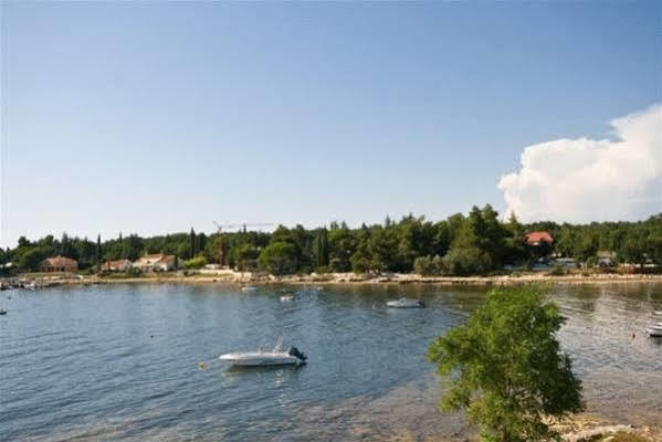 Hotel Zlatna Vala 우마그 외부 사진